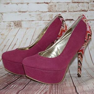 Liliana Pink Platforms High Heels. Size 7
